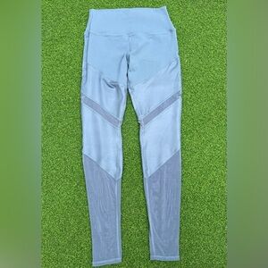 alo yoga medium legging